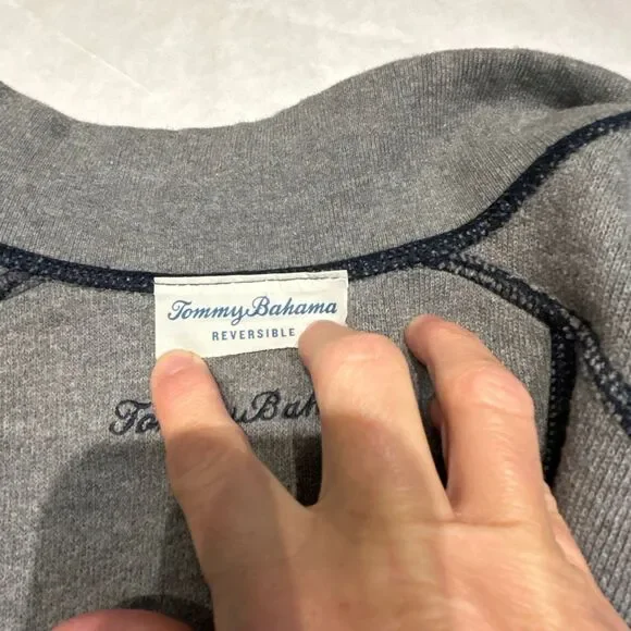 Tommy Bahama Men's Dual-Tone Gray and Navy Vest - Picture 6 of 8